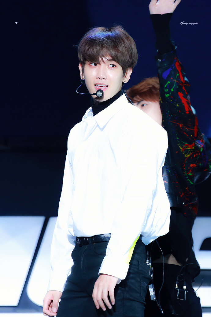 边伯贤 .BAEKHYUN 【更图】181102 DON'T MESS UP MY TEMPO SC【kyoongmaz56】