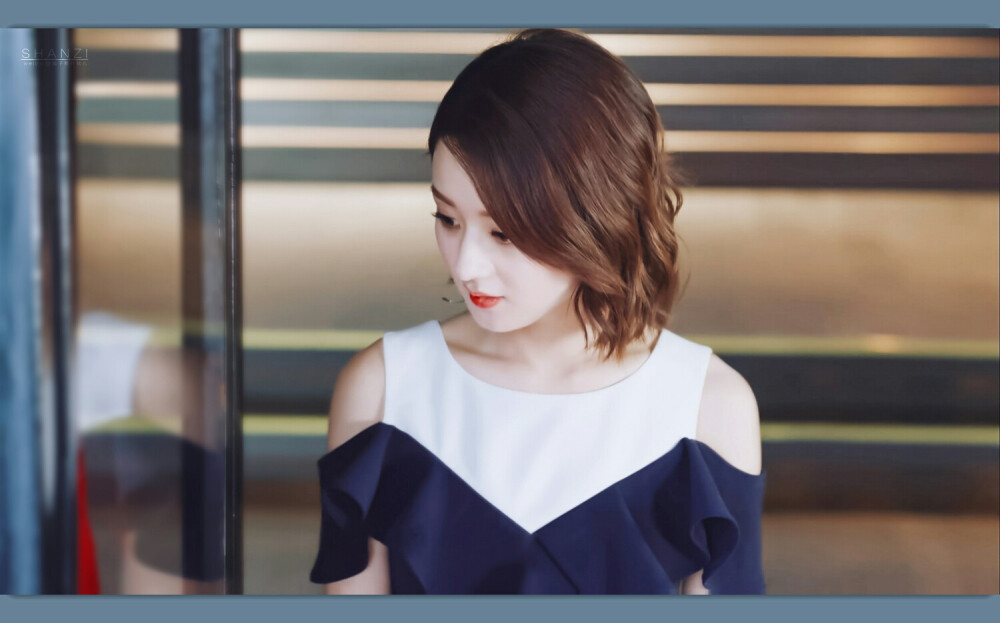 赵丽颖 #赵丽颖你和我的倾城时光# #赵丽颖林浅# cr.@扇子要开花儿