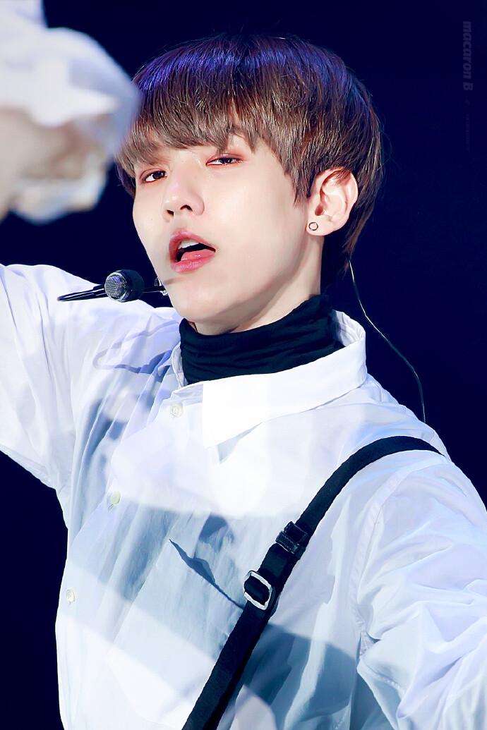 边伯贤 .BAEKHYUN 【更图】181102 DON'T MESS UP MY TEMPO SC【macaron B/Lucete,My B/ALL THE B】