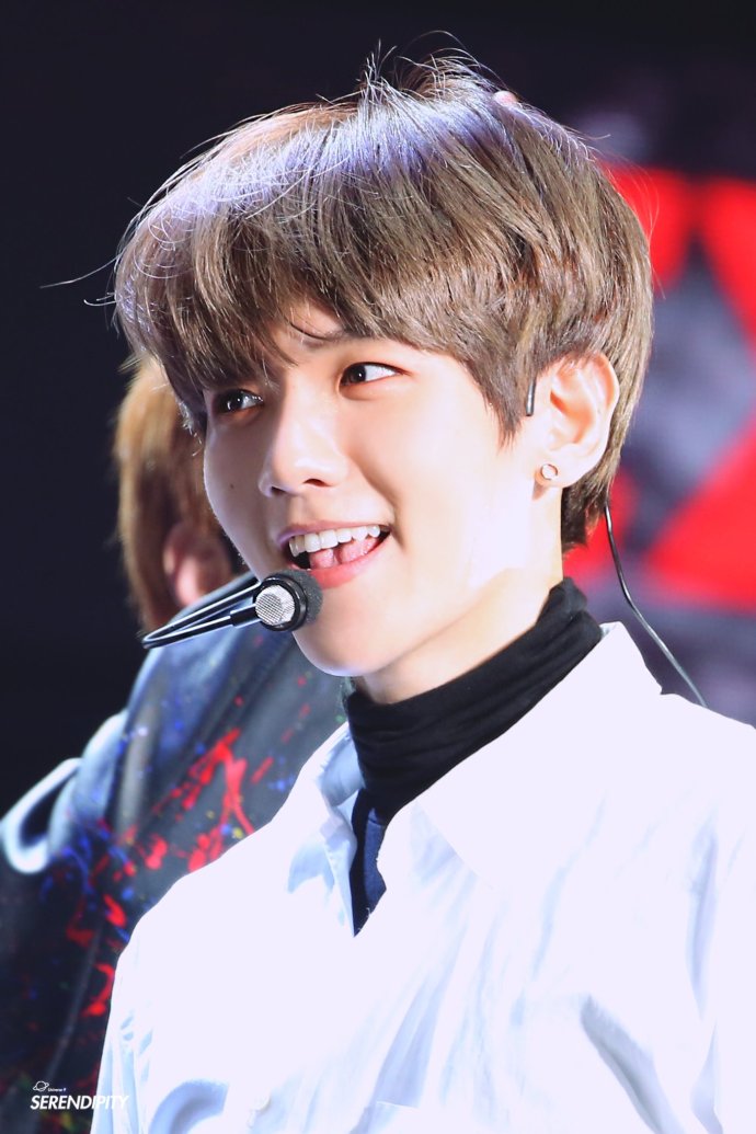 边伯贤 .BAEKHYUN【更图】181102 DON'T MESS UP MY TEMPO SC【SERENDIPITY】