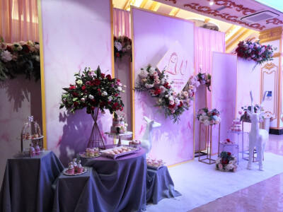 粉色的大理石感婚礼现场