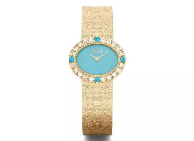 【Extremely Piaget极致伯爵系列】
18K玫瑰金腕表，镶有20颗圆形美钻（约重0.90克拉）、4颗天然蛋面切割绿松石及天然绿松石表盘。 宫廷式图腾（Palace decor）金丝细织表带。 Piaget伯爵56P石英机芯。
