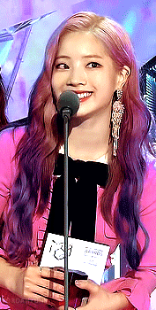 【tumblr/喜欢收藏】TWICE/林娜琏、俞定延、平井桃（Momo）、凑崎纱夏（Sana）、朴志效、名井南（Mina）、金多贤、孙彩瑛、周子瑜