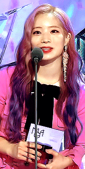 【tumblr/喜欢收藏】TWICE/林娜琏、俞定延、平井桃（Momo）、凑崎纱夏（Sana）、朴志效、名井南（Mina）、金多贤、孙彩瑛、周子瑜