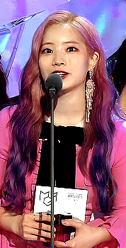 【tumblr/喜欢收藏】TWICE/林娜琏、俞定延、平井桃（Momo）、凑崎纱夏（Sana）、朴志效、名井南（Mina）、金多贤、孙彩瑛、周子瑜