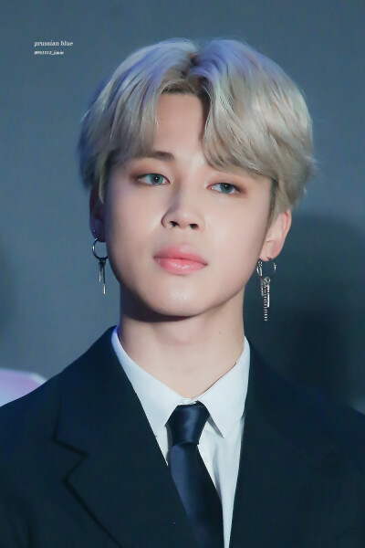 朴智旻Jimin旻旻糯米团子박지민Chimchim.
ᴄʀ.951013_jimin