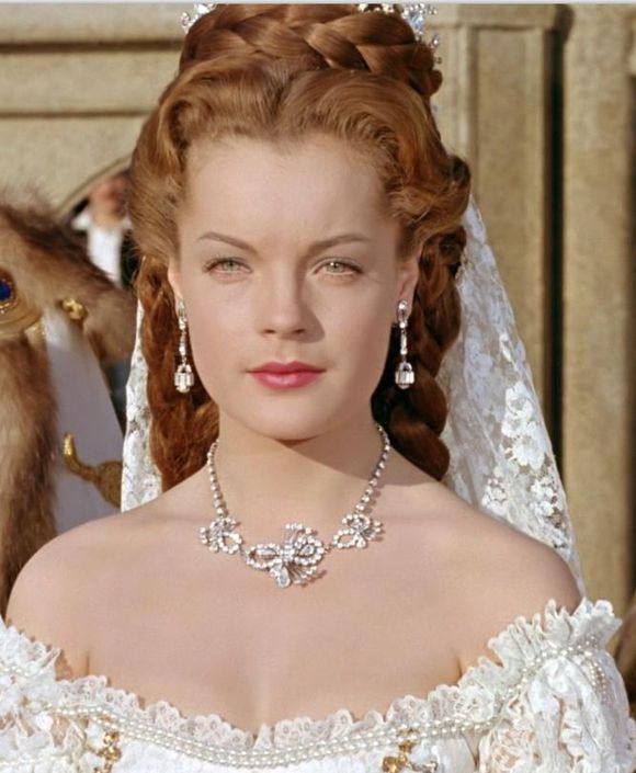 romyschneider饰演的茜茜公主