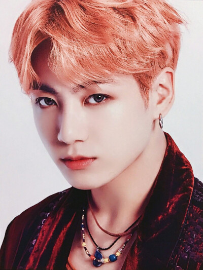 遇见bts遇见更好的自己?
防弹少年团奇迹创造者
田柾国JungKook
图源 Pinterest