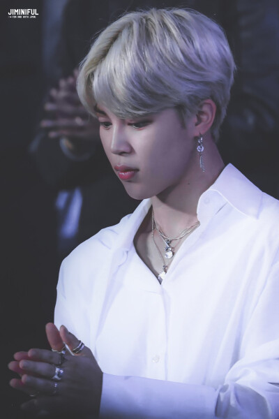 朴智旻Jimin旻旻糯米团子박지민Chimchim.
ᴄʀ.jiminiful