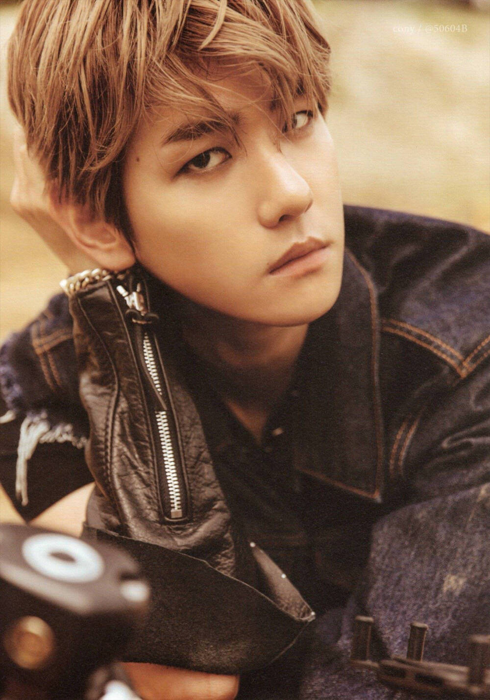 #边伯贤# #BAEKHYUN# #EXO#
壁纸 背景 头像 锁屏 五辑
EXO The 5th Album DON'T MESS UP MY TEMPO