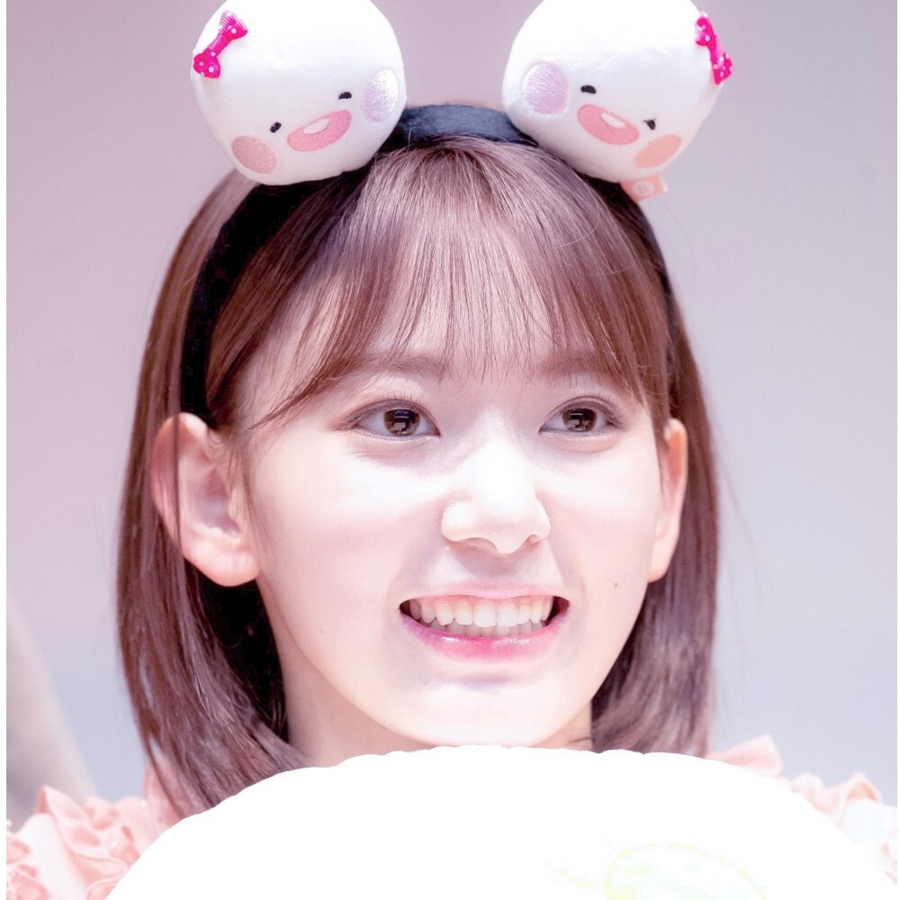 宫脇咲良小樱花