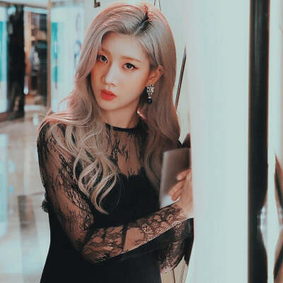 金定恩（KimLip）