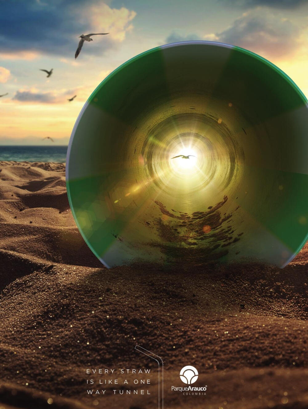 每根吸管都像是一条单向隧道通向......公益广告呼吁人们减少使用塑料制品，保护海洋动物的生存环境。