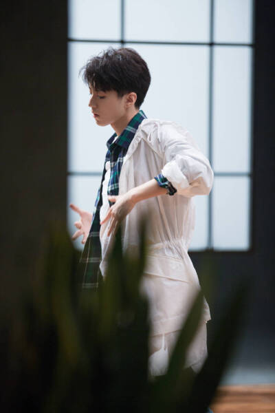 会发光的王俊凯