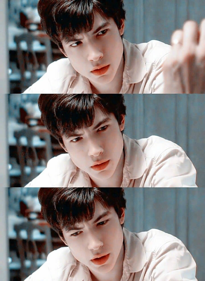 Ezra Miller.