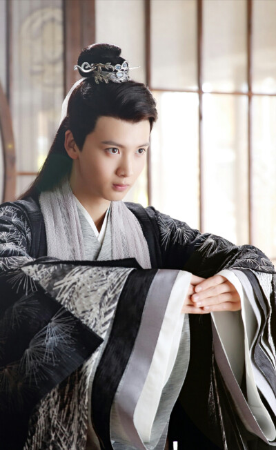 陈宥维，小哥哥