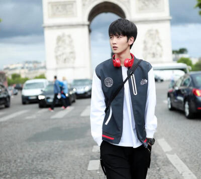 陈宥维，小哥哥