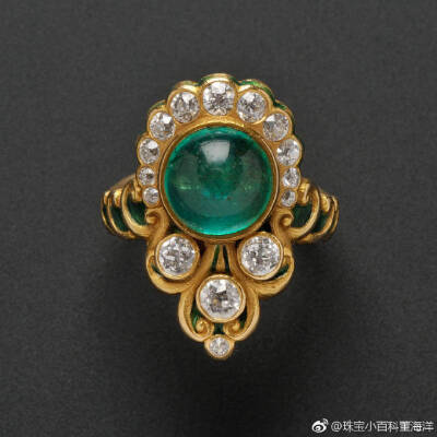 Marcus＆Co（1892-1962）创始人为德国移民，1850年从德国来到美国后为Tiffany工作，他代表Tiffany参加了1878年巴黎世界博览会，后来1884年他离开了Tiffany，开创了自己的品牌，制作了大量新艺术风格的珠宝，也曾在La…