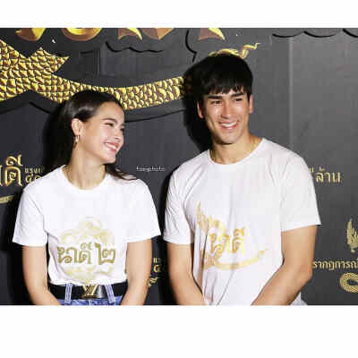 Yaya Urassaya Sperbund-Barry Nadech Kugimiya/naya