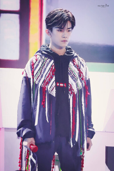 #易烊千玺 #TFBOYS 天猫双十一晚会 高清 帅气