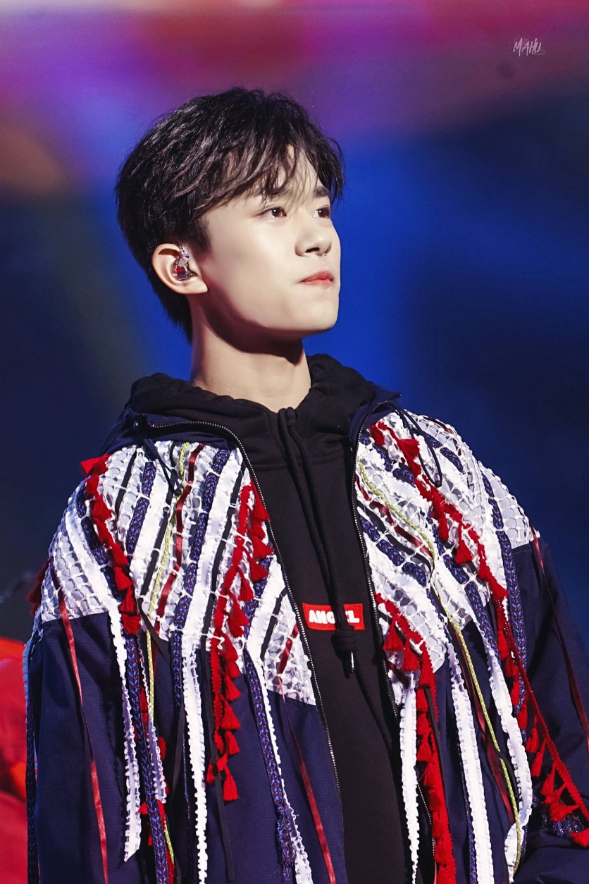 #易烊千玺 #TFBOYS 天猫双十一晚会 高清 帅气
