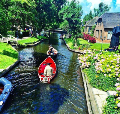 荷兰羊角村Giethoorn 梦想和你住在这里