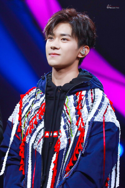 #易烊千玺 #TFBOYS 天猫双十一晚会 高清 帅气