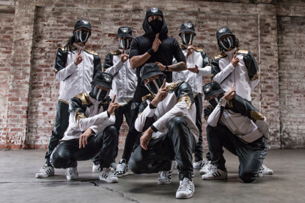 Kinjaz