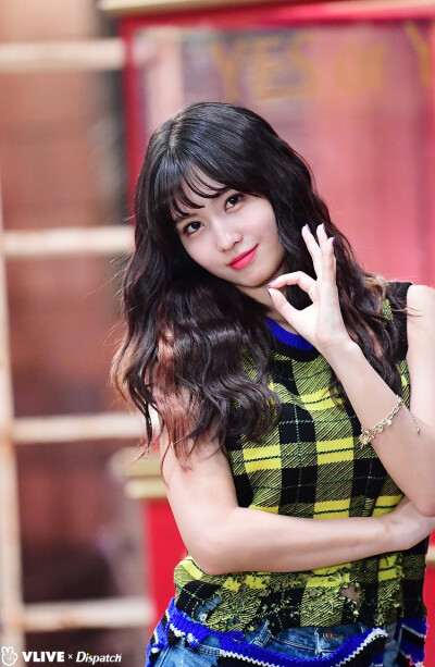 MOMO