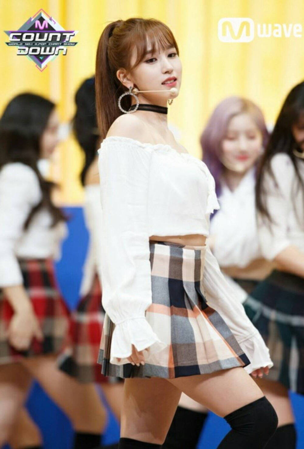 181111