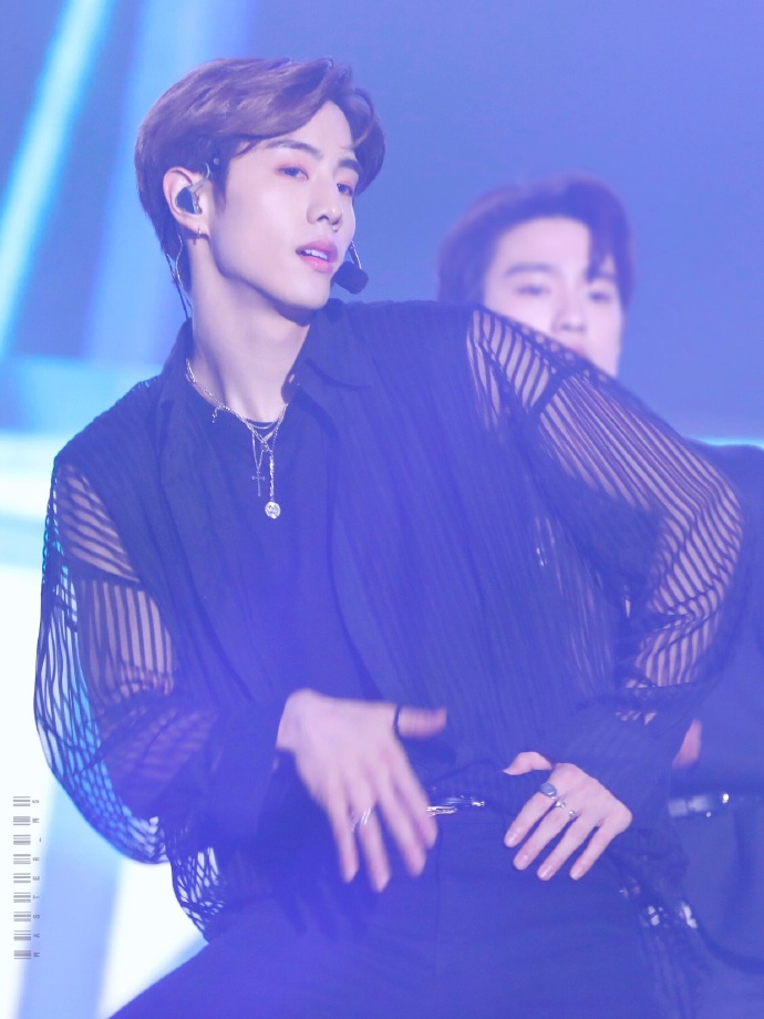 got7段宜恩181116百事演唱会hd眼神可杀人67676767