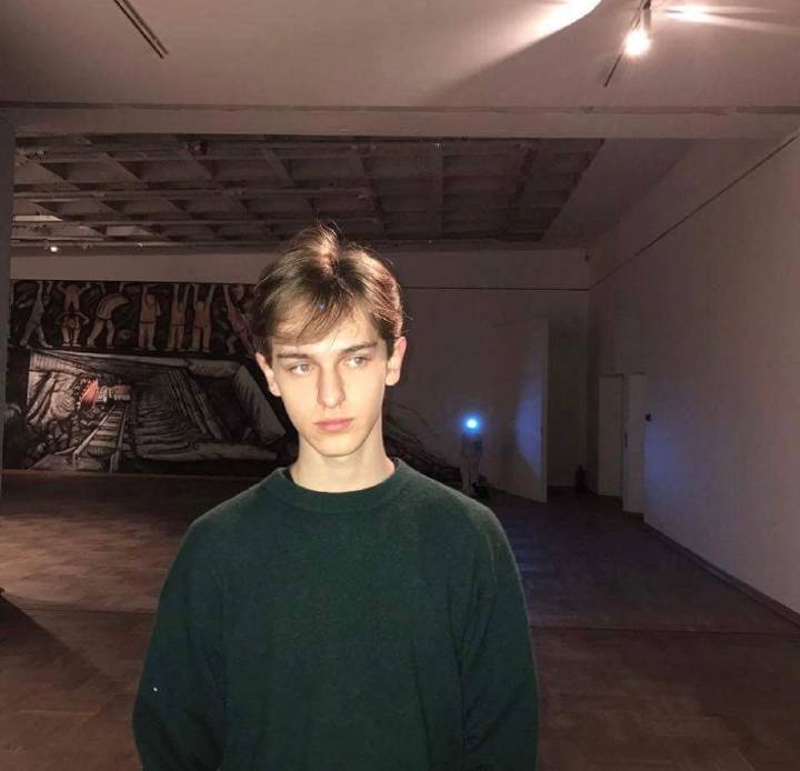 歐美頭像 cool boy
图源微博