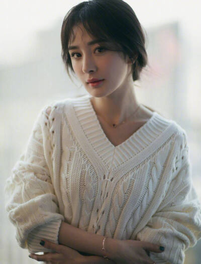 好久没发大幂幂的美照了