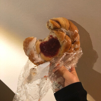 DAY409 cherry danish 还是kosher