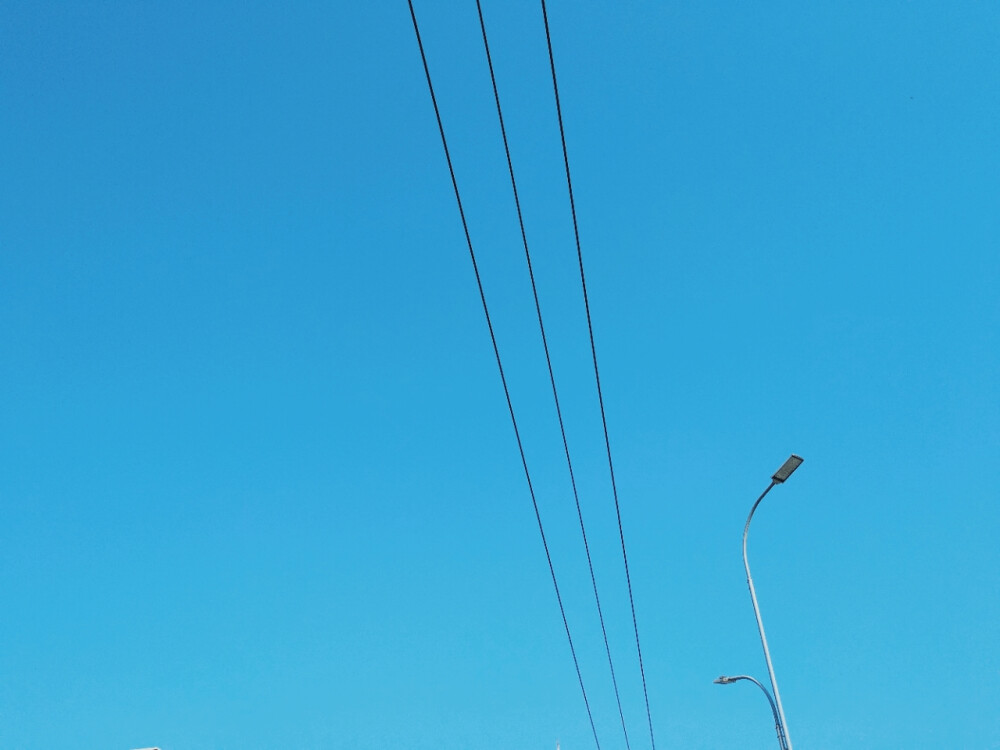 见到阳光的时候想到的是你在身边那该有多好