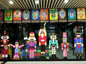 色彩感极强的环创设计，我们不模拟但是可以借鉴。《图片多数来源于网络，希望能带给你灵感，做出更棒的作品，侵图可删。谢谢！》