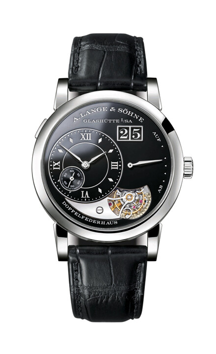 【德国】朗格（A.Lange & S&ouml;hne）——LANGE 1 TOURBILLON
“HANDWERKSKUNST ”系列腕表
在品牌标志之作LANGE 1迈向二十周年之际，朗格推出20枚特别版LANGE 1 TOURBILLON，并冠以“Handwerkskunst”之名。附专利停秒装置的一分钟陀飞轮、黑色珐琅表盘和精致的手工修饰细节，皆是这枚腕表的非凡特征。