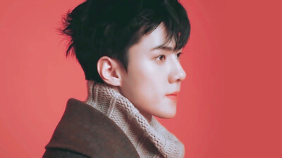 Ohsehun
2018 season greeting