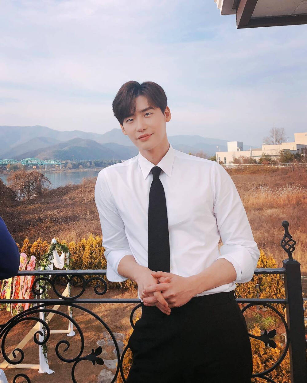 李钟硕 白衬衫男神