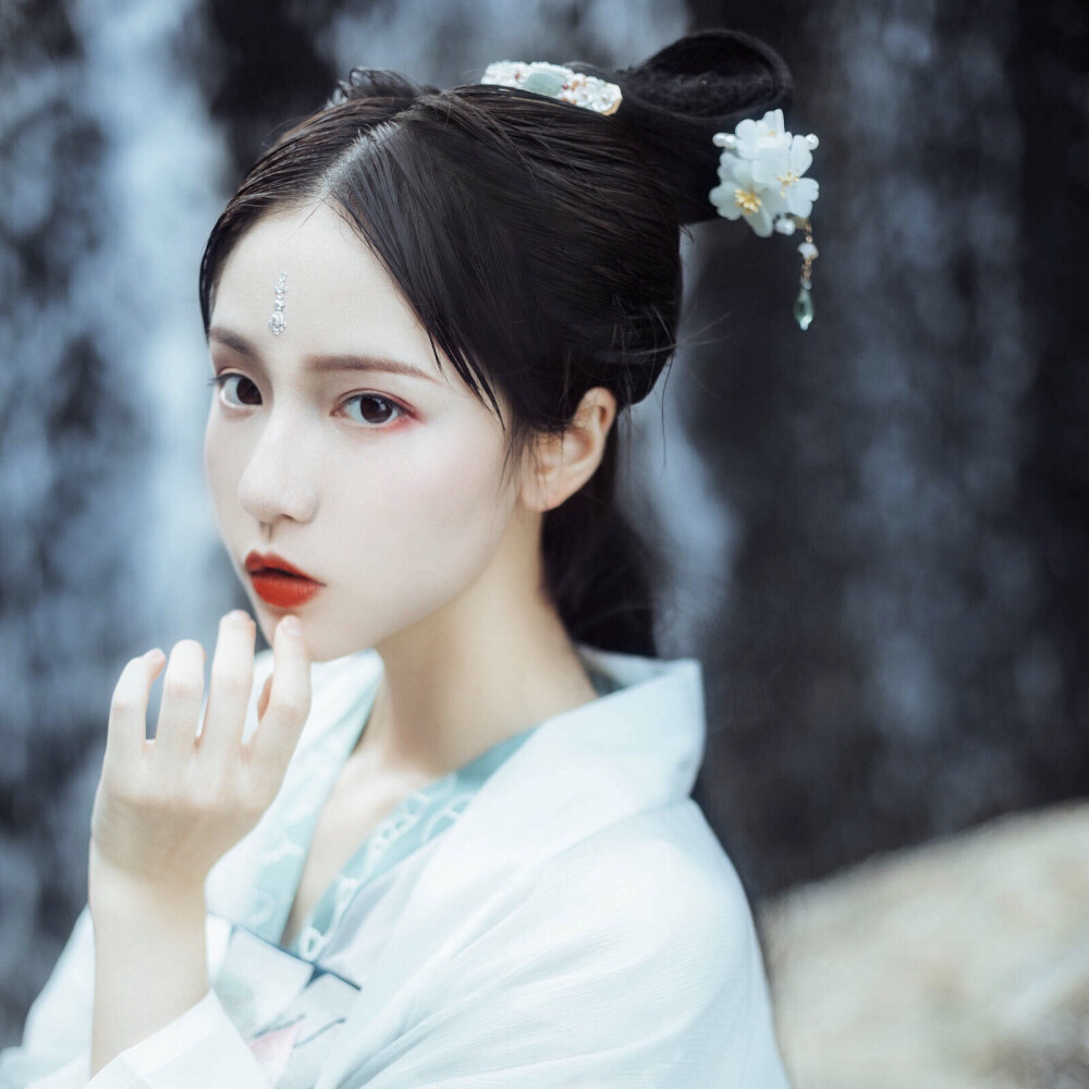 女生头像古风自截
