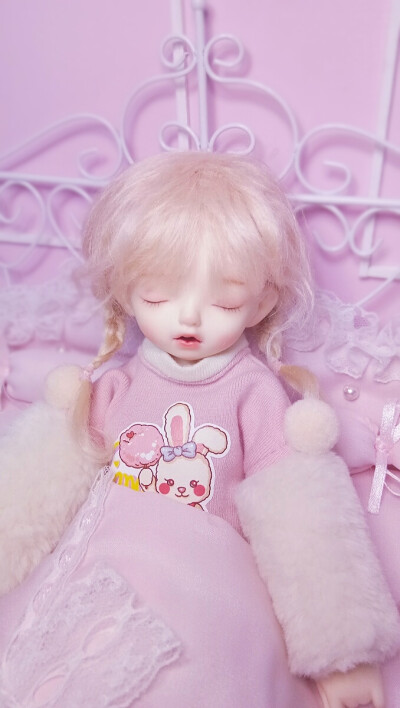 娃壁纸