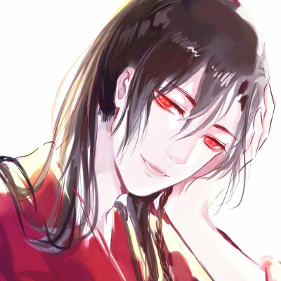 星垂平野阔，月涌大江流。