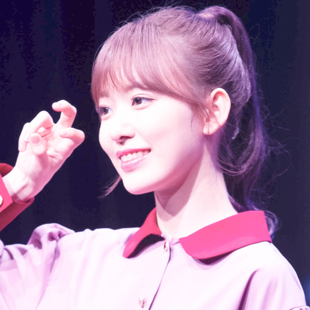 IZONE
桃兔寻晴