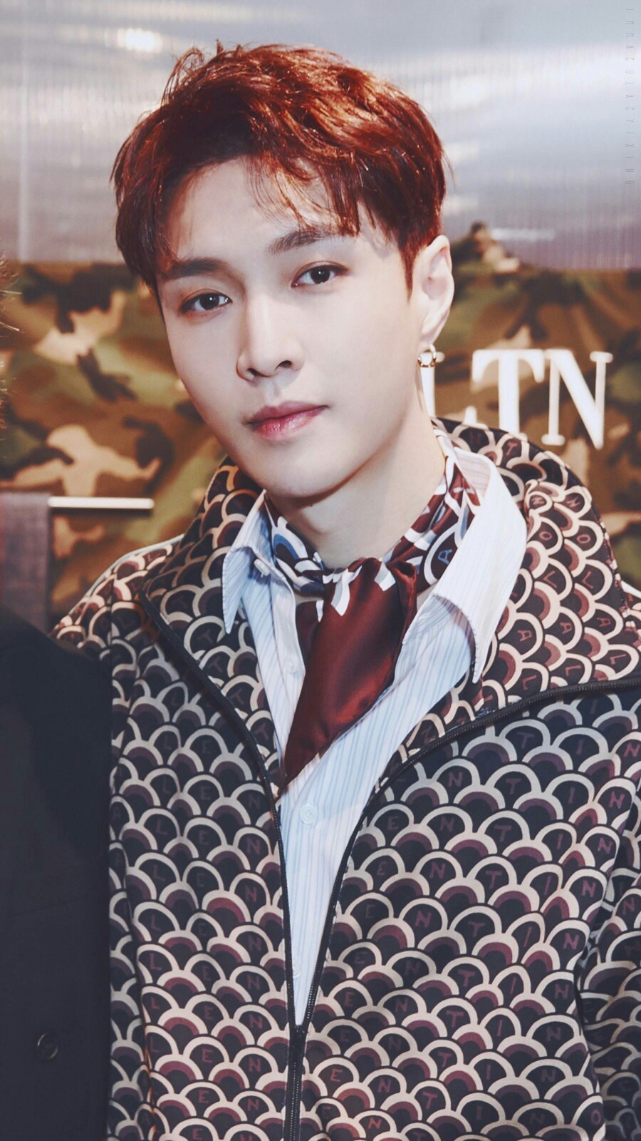 张艺兴，lay