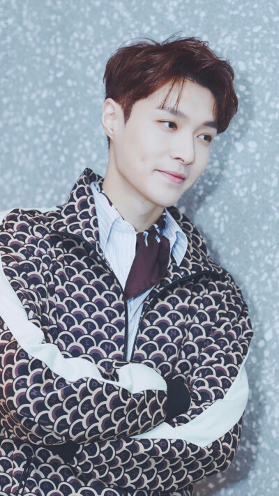 张艺兴，lay