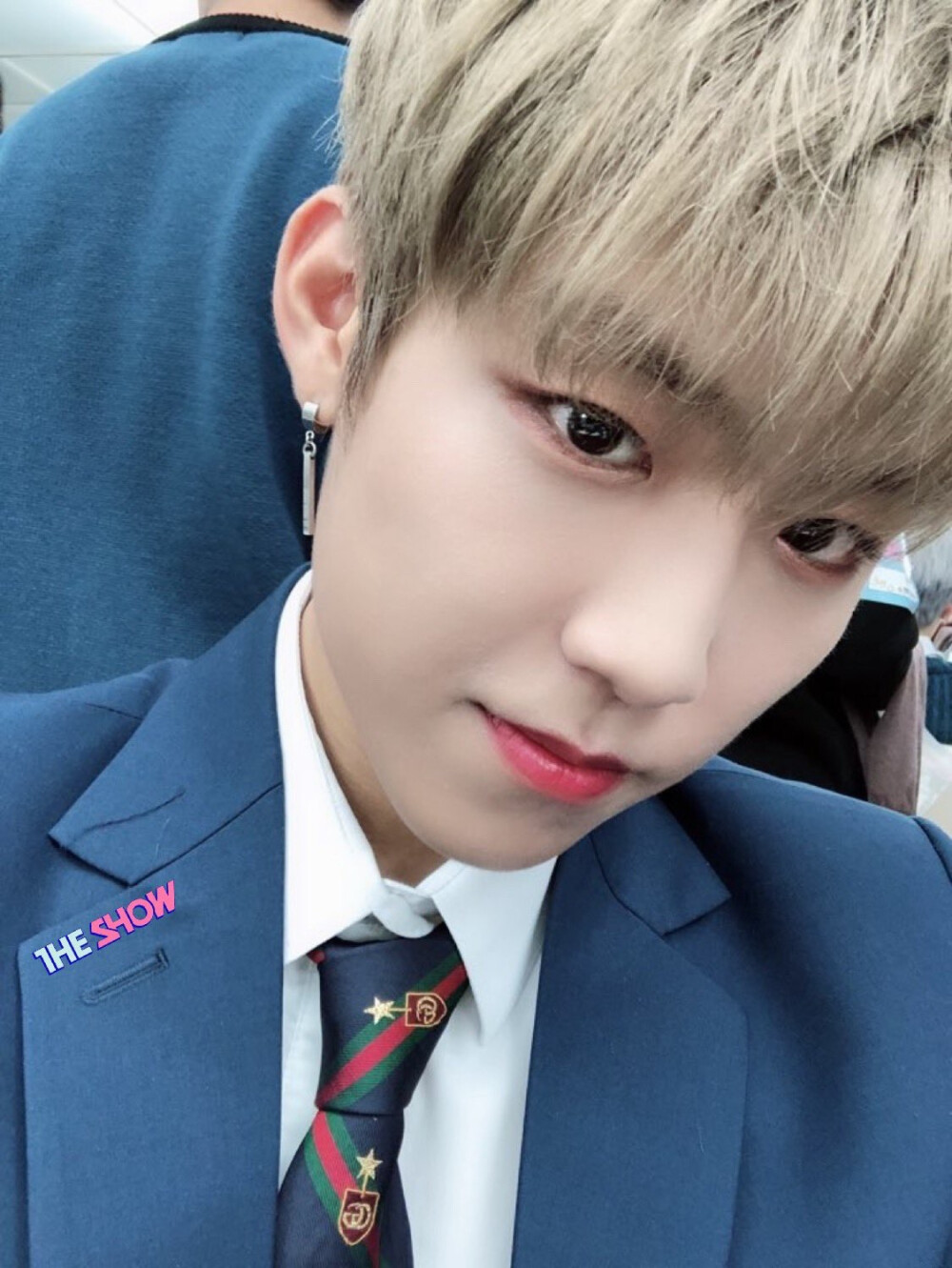 朴佑镇 wannaone 帕五金