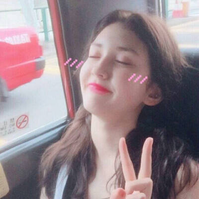 女头
（图源微博@情侣头像女无水印高清iphone壁纸）