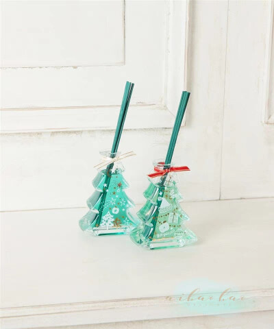 日本afternoon 圣诞款星星月亮印花玻璃瓶圣诞树造型香薰礼盒