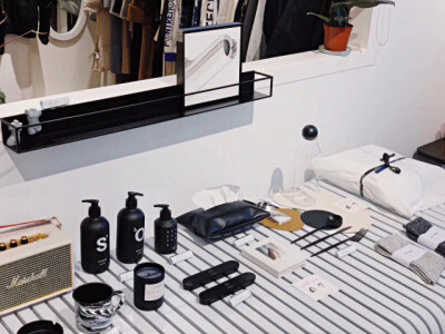 〈一千零一夜 Harem〉限量版画 作者微信见专辑描述 购买链接见下