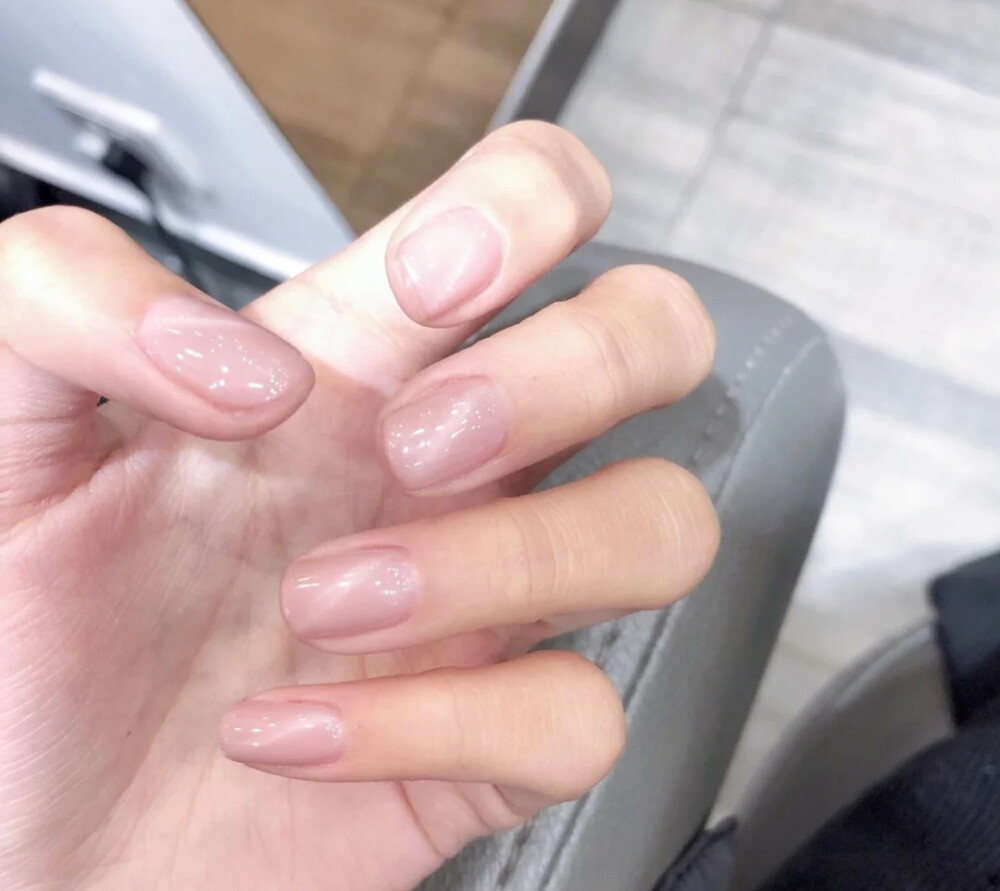 nail